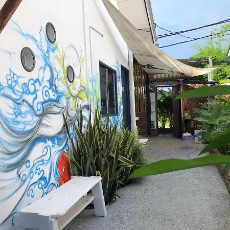 Rembulan Langkawi Guesthouse Pantai Cenang  Exterior photo